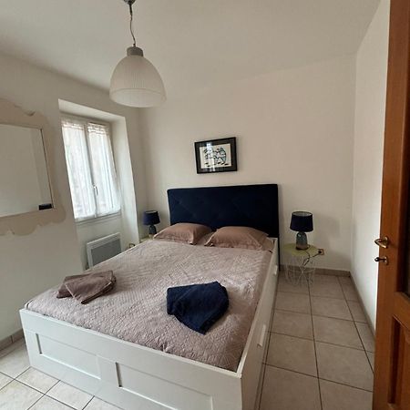 Joli Appart 29M2 En Vieille Ville Menton 2 Mins De La Mer Kültér fotó